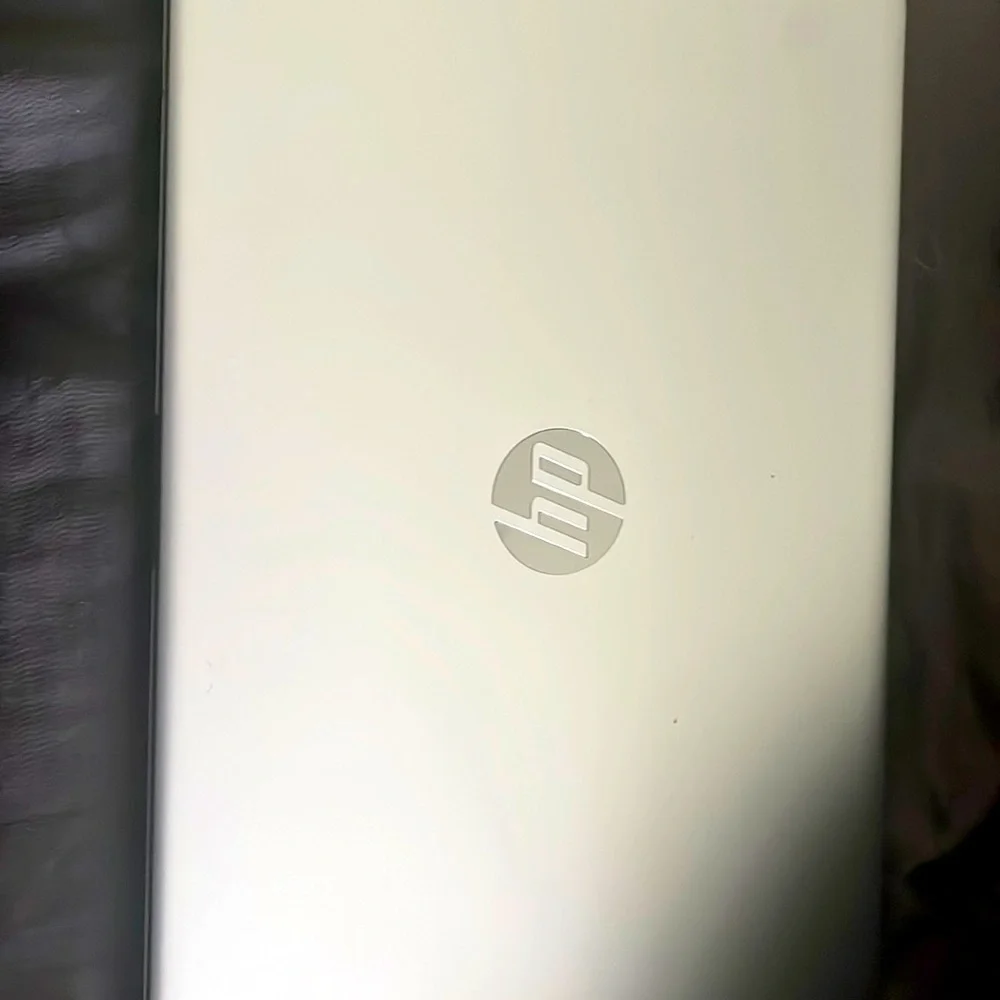 HP- laptop 15.6-dy1xxx